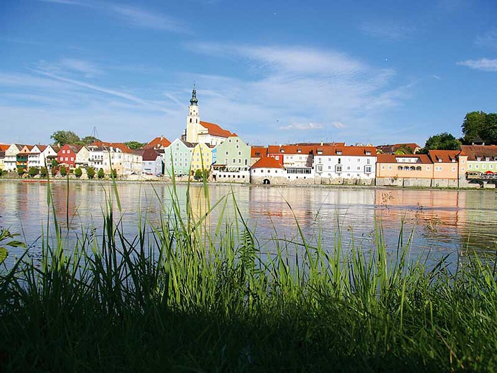 Inn-Blick auf die Stadt Schärding