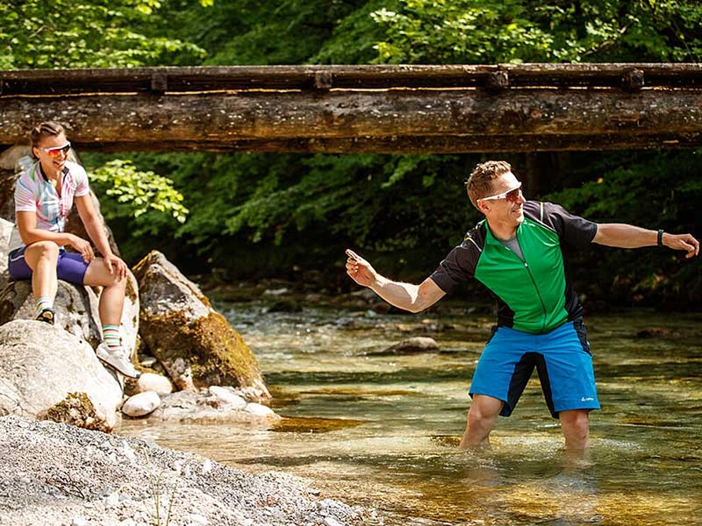 Sportler an der Krummen Steyrling im Nationalpark Kalkalpen