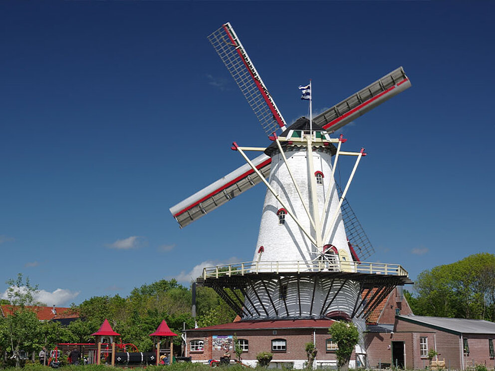 Weiße Windmühle