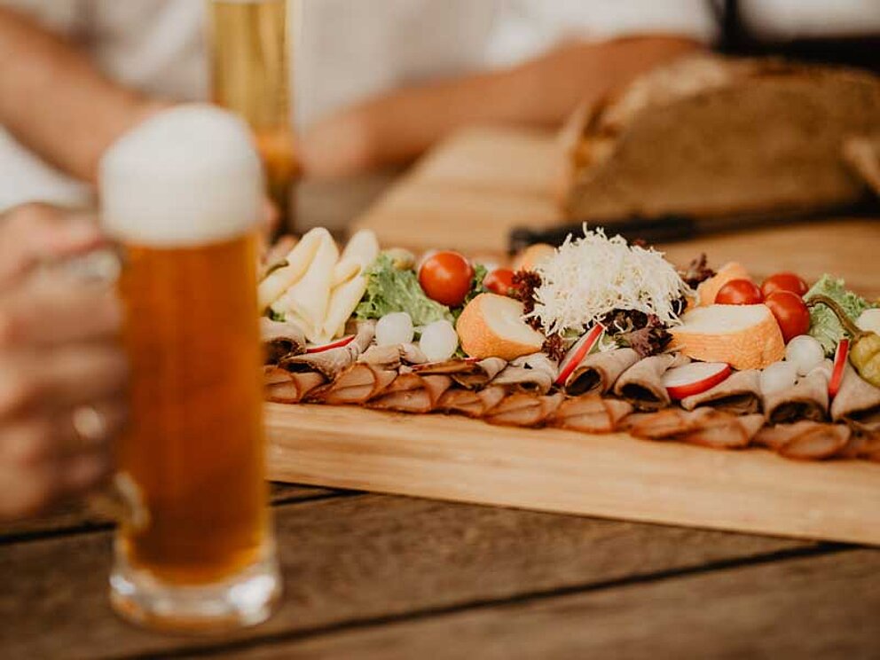 Jause mit Bier im Mühlviertel