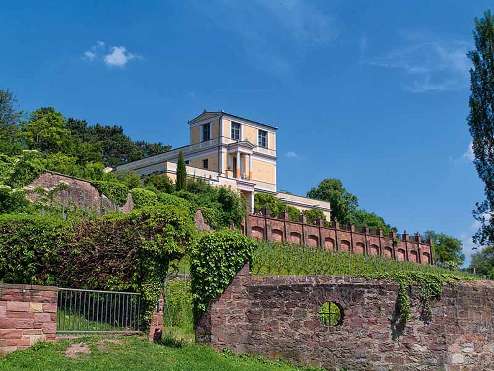 Landschaft in Aschaffenburg am Main in Deutschland