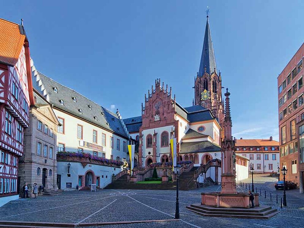 Aschaffenburg in Deutschland am Mainradweg
