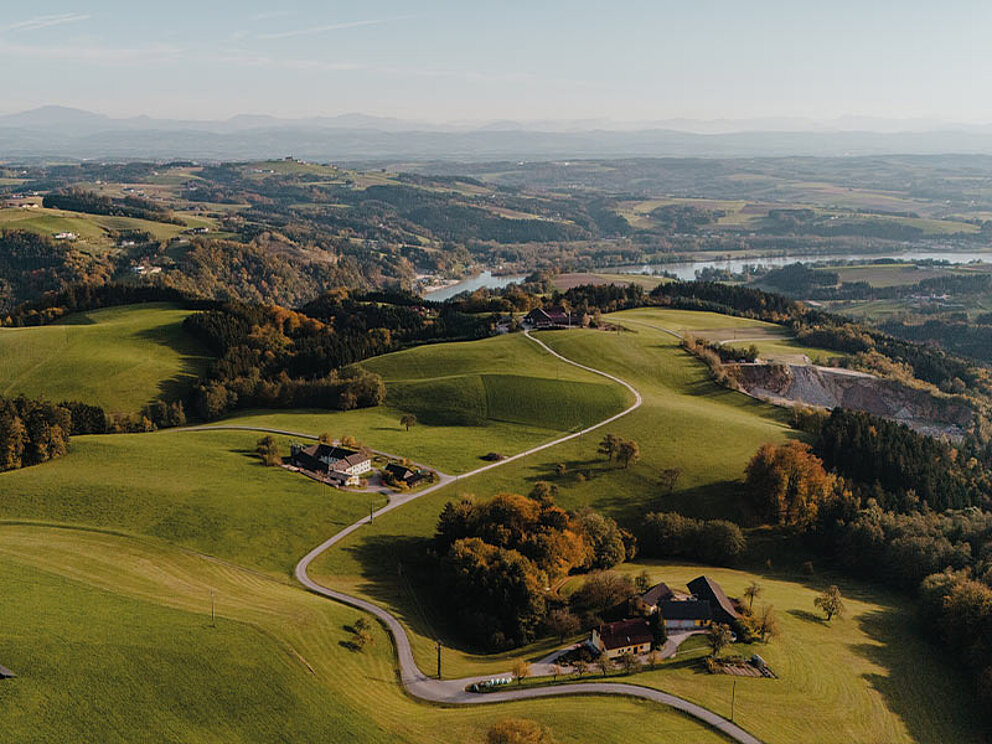 Blick auf die Donau aus der Vogelperspektive.