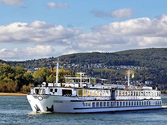 Außenansicht des Schiffes in Fahrt