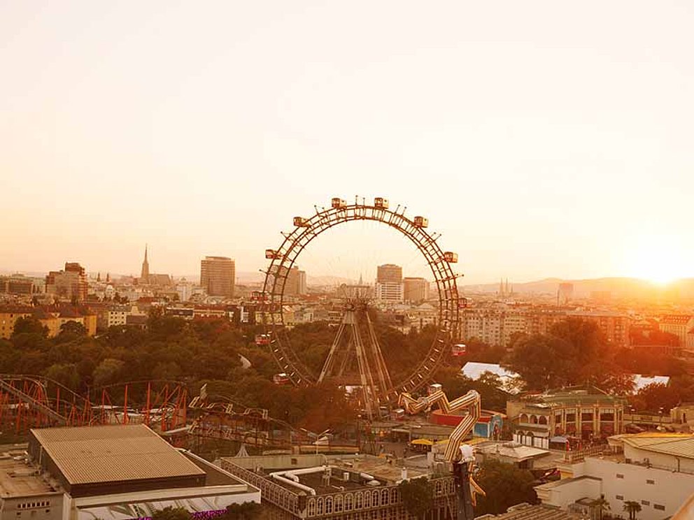 abendlicher Blick auf das Riesenrad im Prater Wien