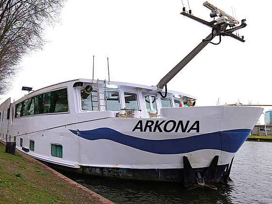 Außenansicht des Schiffbuges