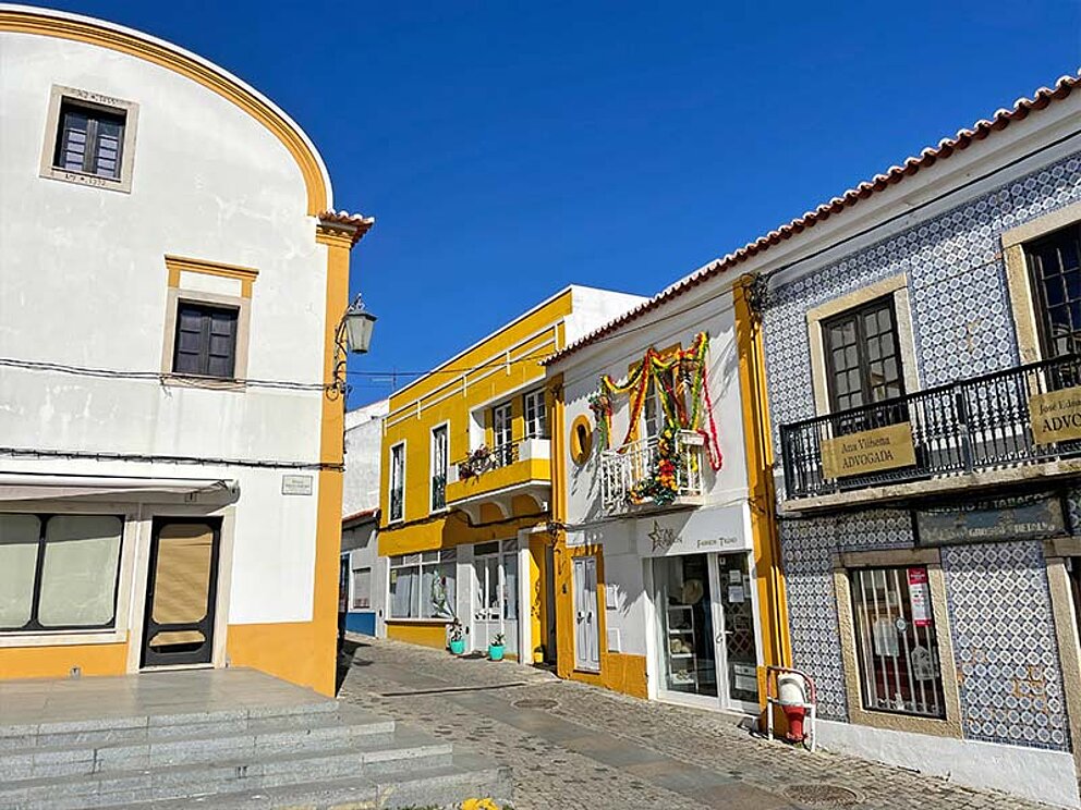 Sines Platz in Porto