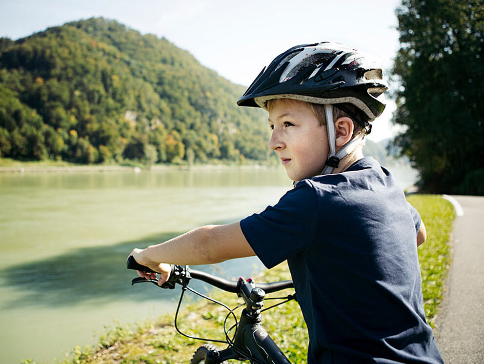 Kind-am-Donauradweg