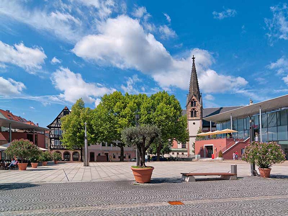 Platz in Aschaffenburg am Main in Deutschland