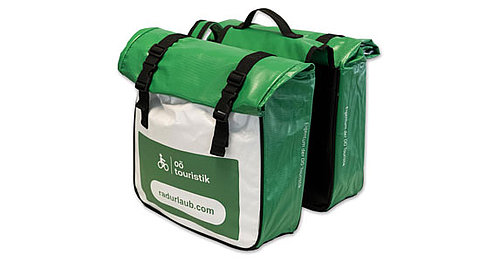 doppelseitige Packtasche zu je 10 Litern.